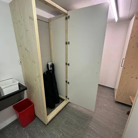 Cozy In 20 Minutes From St Moritz Apartment *