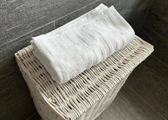 Cozy In 20 Minutes From St Moritz